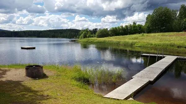 Skidtjärn Hällbo badplats